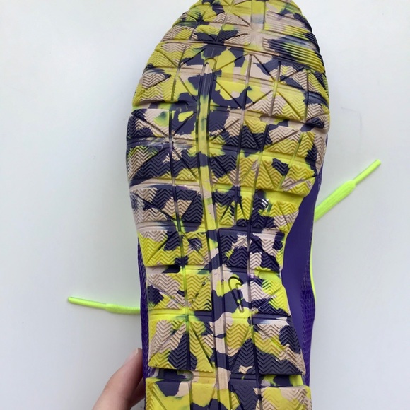 Nike women’s training shoes - Picture 3 of 6